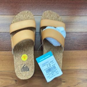 Reef cushion vista high